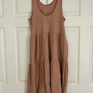 Tiered Everlane midi dress